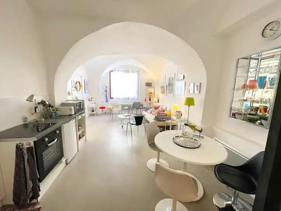 Le Studio Du Marquis Marsanne Extérieur photo